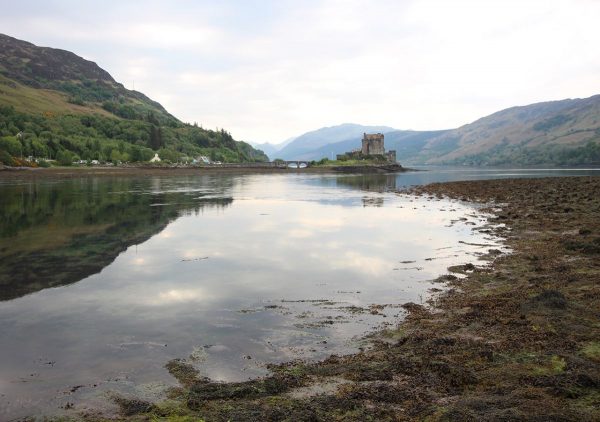 Glenfinnan viaduc vallée Glen Coe Écosse Divine et Féminine