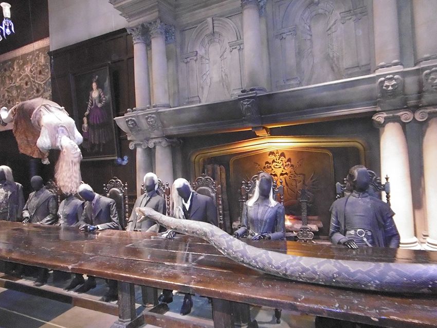 Scène des méchant et du serpents Nagini au Studio Harry Potter de Londres.