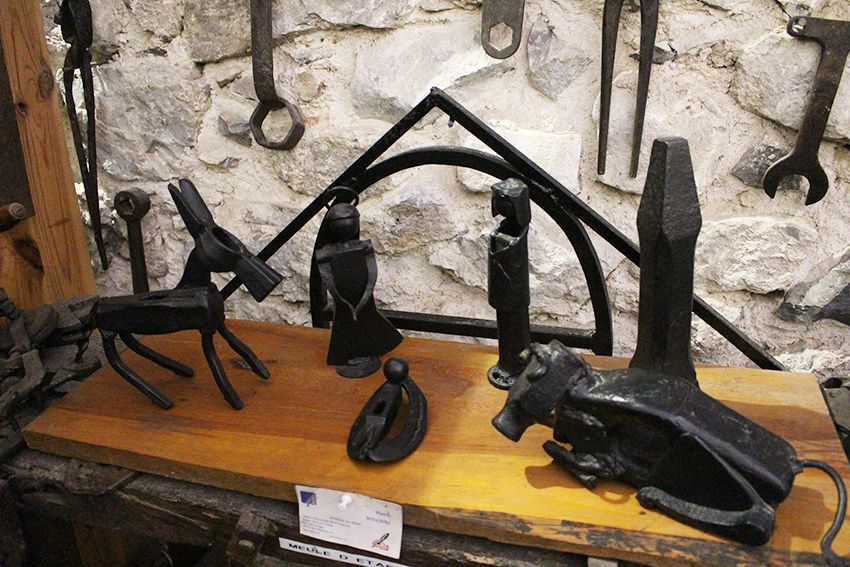 Crèche du musée des vieux outils à Lucéram.