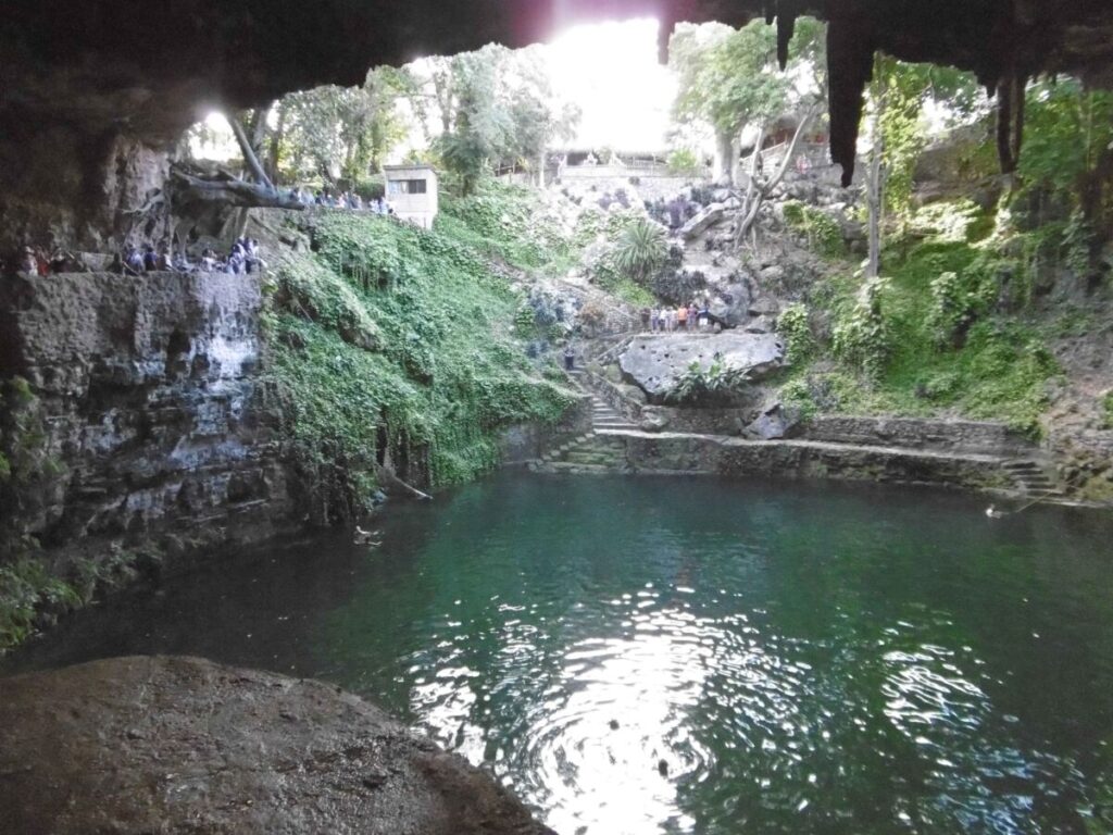 Cenote Zaci à Valladolid.