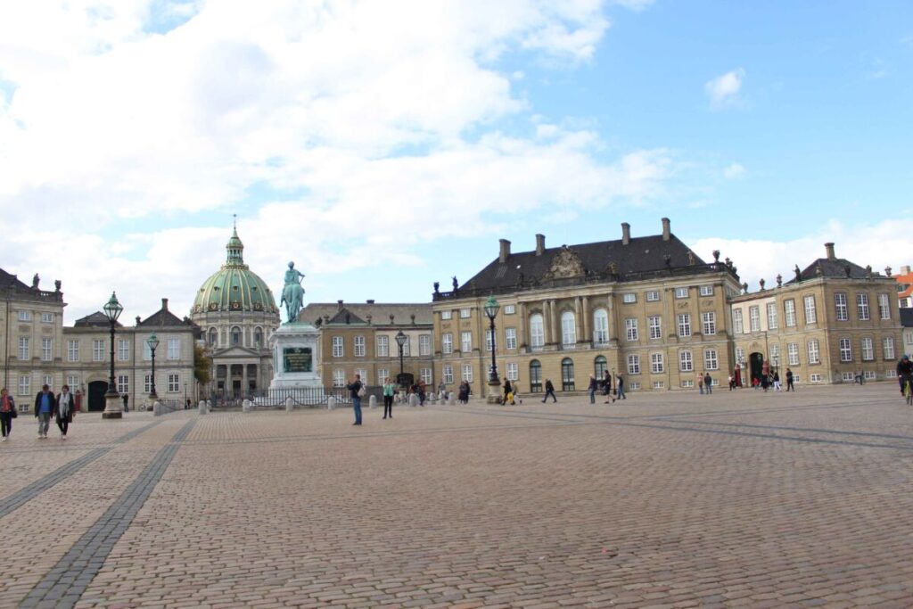 Place Amalienborg Slot à Copenhague.