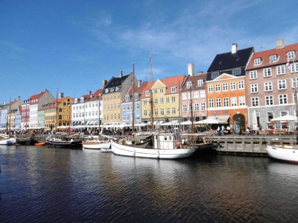 Nyhavn charmant port de Copenhague.